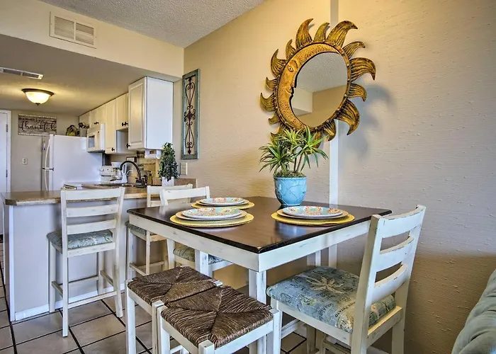 Holiday home Getaway W/ Pool, & Access! Gulf Shores