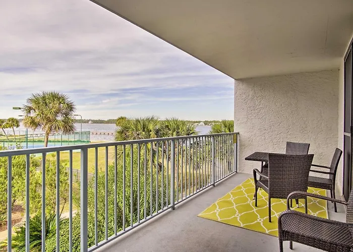 Getaway W/ Pool, & Access! Holiday home
